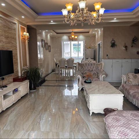 打❤️房源，通惠苑二期，产权135.首付5万，54.8万精装3室双卫，成色新，全齐，拎包入住670随时看