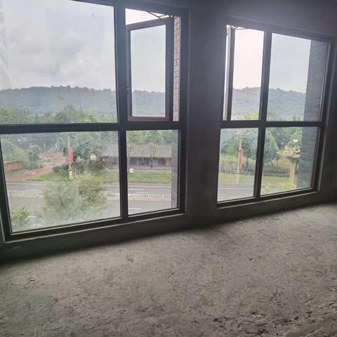 ⭐138.8万购云梦洲4跃5，5/2/2，产权122，总高四层一梯两户，带前后花园，老证，正看江☎65024