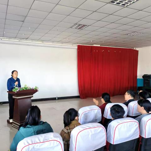 携手启航 共筑梦想之旅——库尔勒市第十九中学召开七年级表彰大会暨动员大会