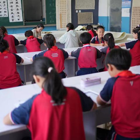 笔墨生香，书写流芳——库尔勒市第十九中学推进规范汉字书写教育工作