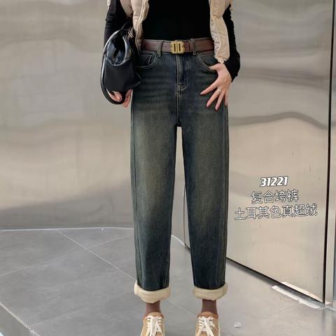 女裤五时尚新品主推款式  超级火爆《垮裤》走红这个冬季，火爆时尚圈/时髦又拉风！