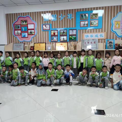 大三班参观小学（一）