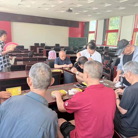 三伏敷贴养身心 温情守护伴我行——黄碾镇长钢社区企退人员夏季三伏贴系列活动之末伏（三）