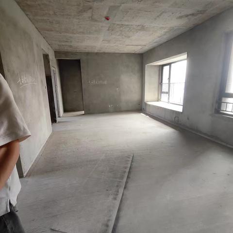 🌟 67.8万购 峰汇 2梯4户 小高层 产权95 超大横厅 看江 4 /2/2 （新证）V6759