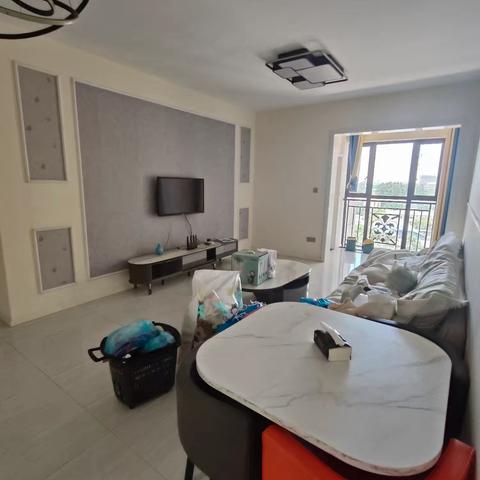 出租 旺达名苑 2/2/2 精装 全屋家具家电 2台空调 12800一年 中间好楼层 V6759