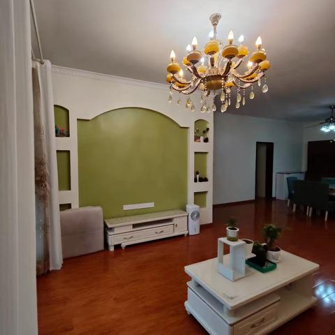 出租城北一号 精装3/2/2 出门就菜市场 岷江生活广场 14500一年 2台空调 卖58.8万 看房热线6759