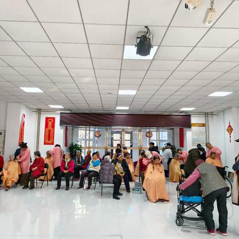 “剪”去烦恼 “理”出温情