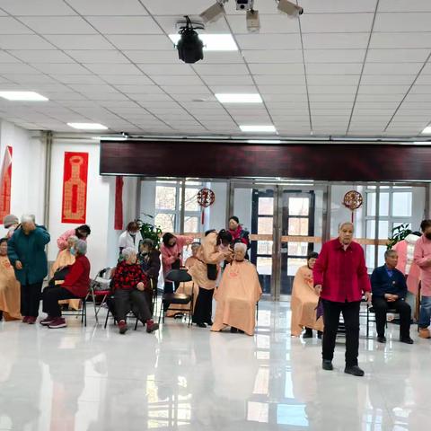 情暖冬日 义剪暖心