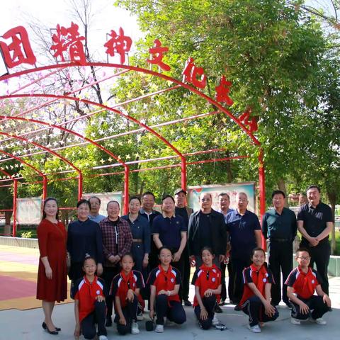 “携手共进，筑梦未来” 131团中学携手第七师胡杨河市关工委举办“五老”进校园系列活动