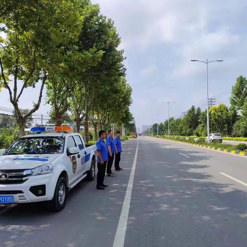 开展纪律整顿，提升干部职工履职尽责意识  城市管理执法大队开展户外广告整治行动