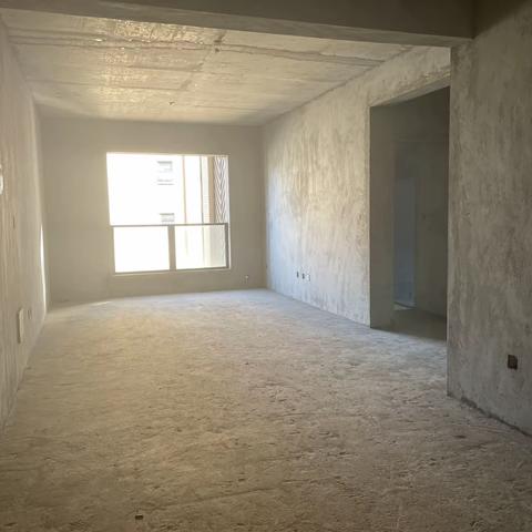 🌟🌟 钥匙  香颂城  322  产权82   老证  随时看房