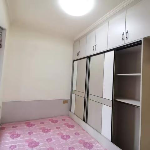 🔑🌟🌟金杯星苑套一1/1/1面积50二楼24.8万老证