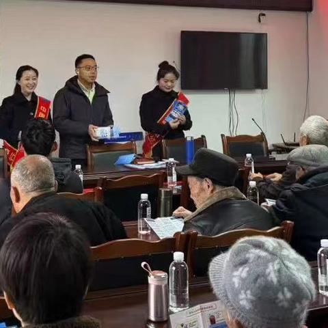 建行资阳分行进乡村：国债宣传，共筑发展之路