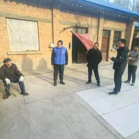 众帮公益对“百人百岁”文明实践志愿活动慰问对象开展摸排工作。