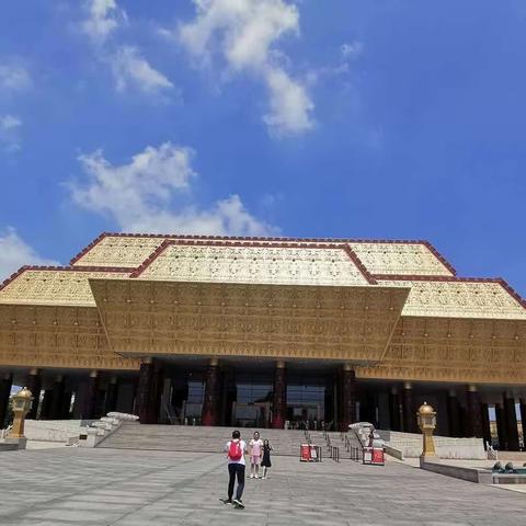 穿越时空来殷墟