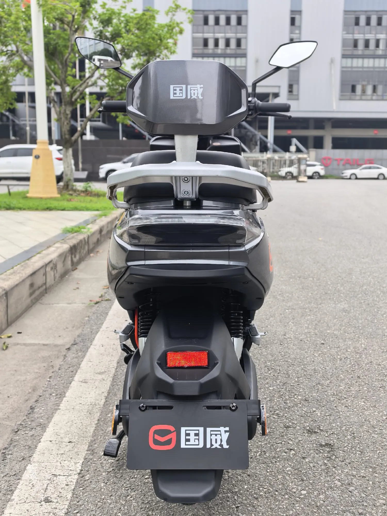 Jingsha II Electric Scooter Three View