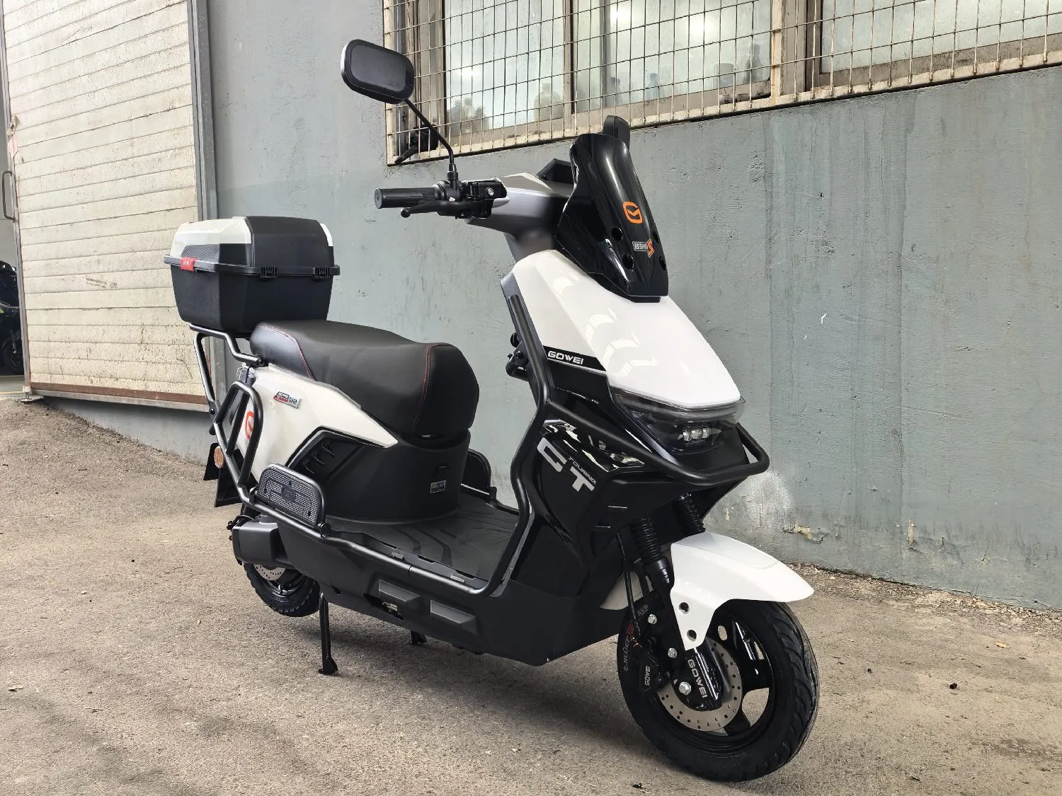GOWEI Xingsha III smart electric scooter
