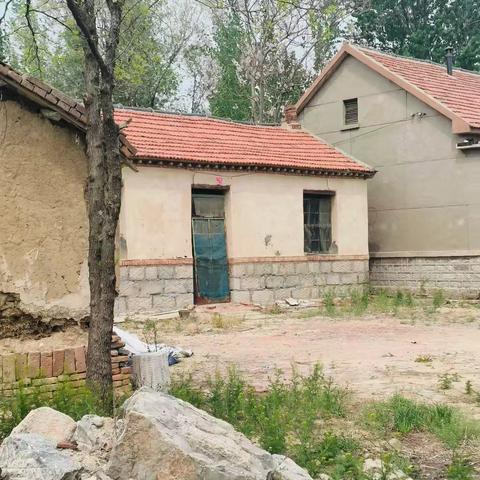 四闲场所踏查 网格员在行动