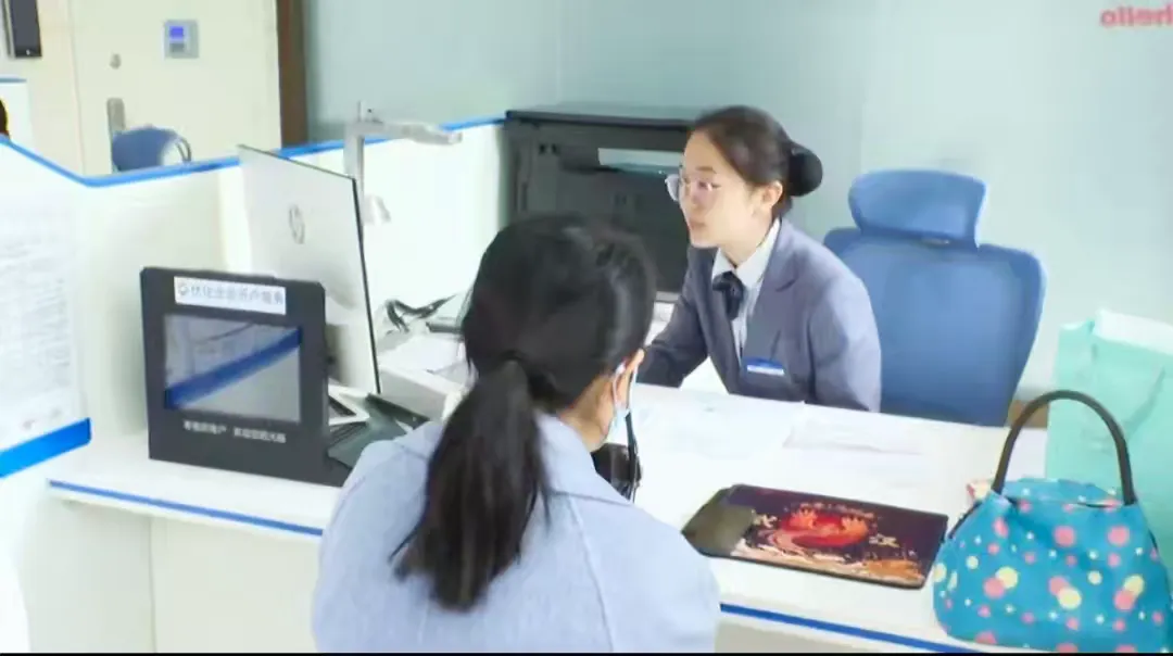 简篇-章丘:政协委员担当作为,齐鲁银行助力秋收