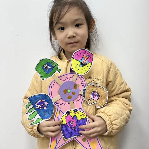 尹墨 and尹佑