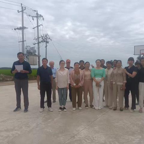 饶埠镇张家村委会环境整治示范村积极开展人居环境评比活动