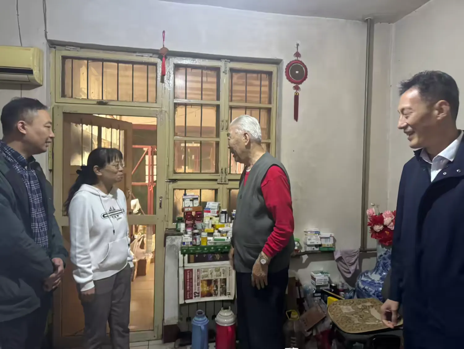 简篇-历城区山大路街道计生协会开展“暖心行动”——月圆国圆，情暖人心中秋国庆关爱失独家庭走访慰问活动