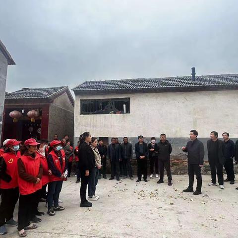 莱芜区寨里镇组织农村人居环境观摩