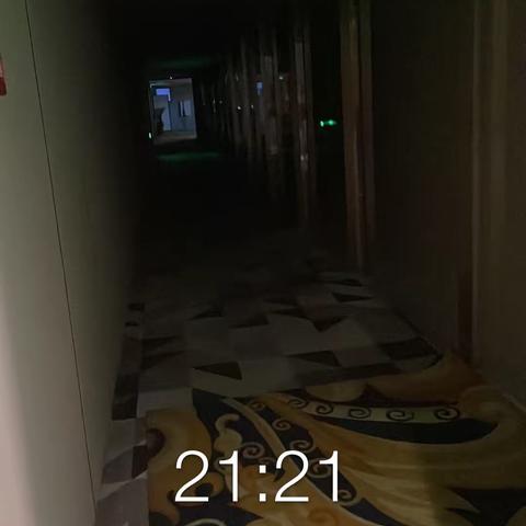 1A二楼安检