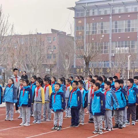【全环境立德树人】赓续雷锋精神，争做时代先锋——滨城区第二实验小学“学雷锋”主题升旗仪式