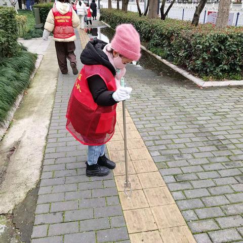 劳动励心智·实践促成长——清洁家园助文明