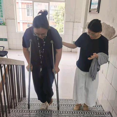 拄拐不离校园 坚守课堂一线——郏县新城中学最美教师梁淑红