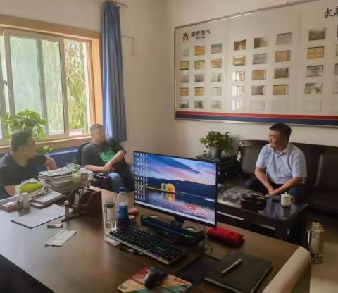 阿克苏分公司高级主管黄涛一行拜访库车市鑫泰燃气公司