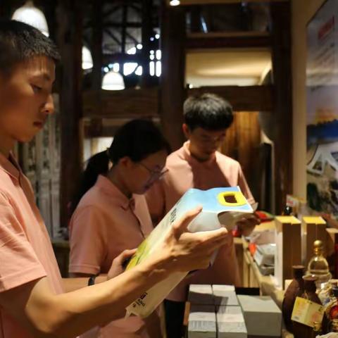 我的“三下乡”日志追寻历史的痕迹，奋进美好新征程——“扎根稻田旅，寻觅非遗行”实践团