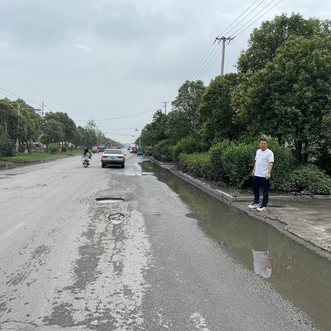 区交通运输局开展汛期道路隐患排查