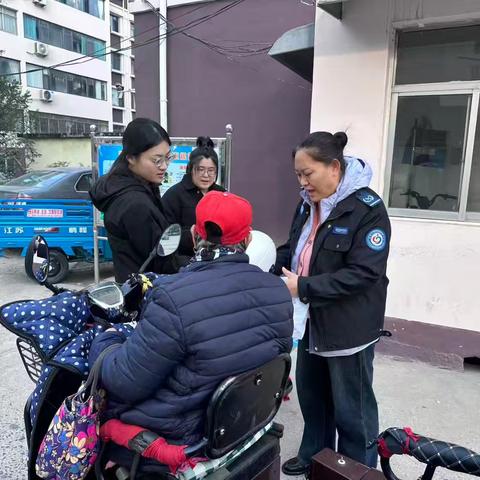 骑车戴头盔，安全记心间