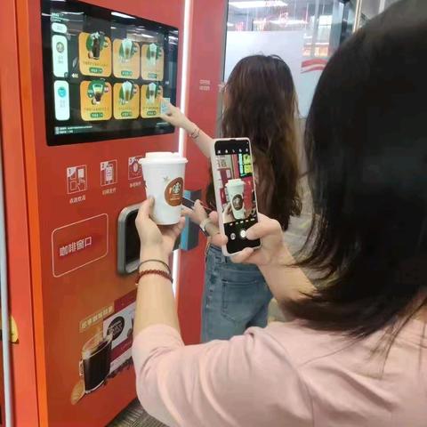 免费投放无人自助胶囊咖啡机：便捷与创新引领未来