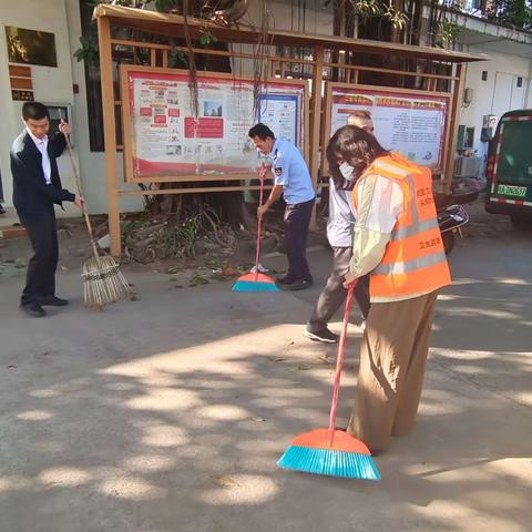 林新村委会组织开展“迎新春”爱国卫生周末大扫除活动