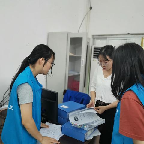 白沙县志强社会工作服务社谭副总到邦溪社工站进行督导检查工作