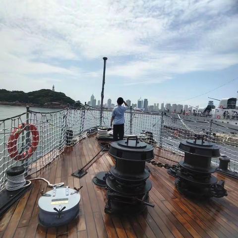 世嘉实小六（4）中队刘晨宇中国人民解放军海军博物馆参观之行