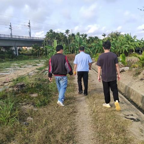 龙海村联防队的简篇