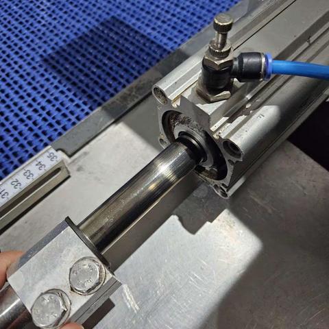 10号裹包机3.28周保养