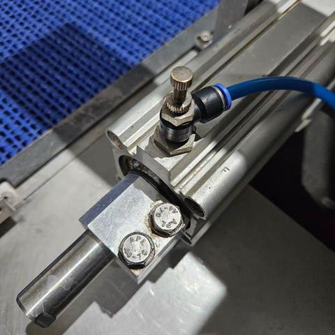 10号裹包机4.12周保养