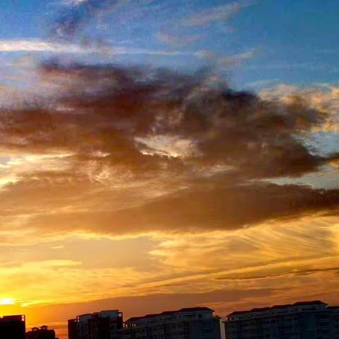 我打碎了夕阳