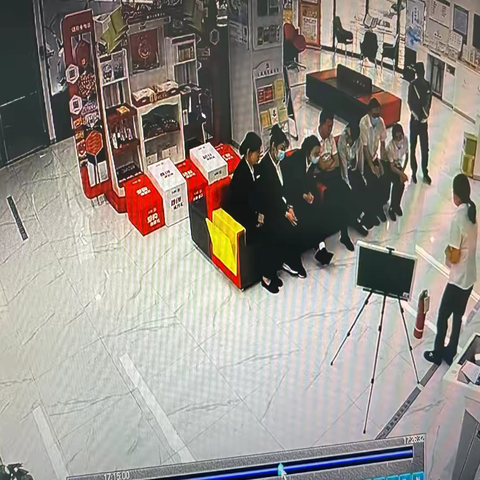 工行滁州分行开发区支行开展消防应急演练