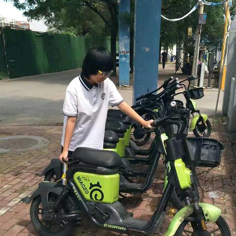 【胜利路•菁菁校园】“小手拉大手 文明一起走”——胜利路小学四（3）中队暑假活动