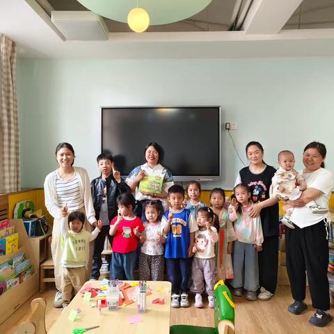 紫荆路街道政通社区“凝青年之力 扬五四精神”儿童亲子阅读活动