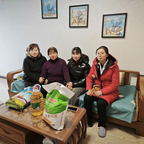 万达社区：政协委员进社区 走访慰问暖人心