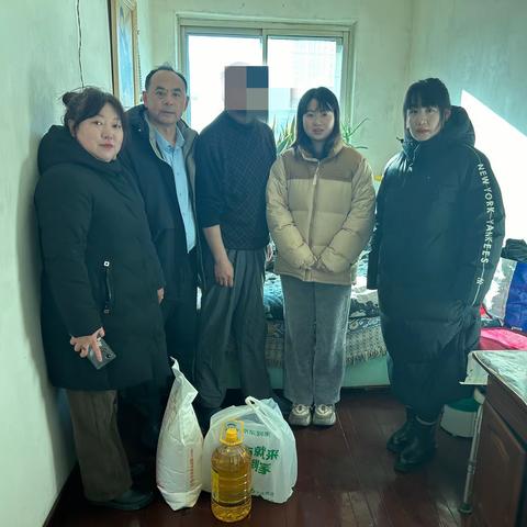 万达社区：辖区人大代表进社区走访慰问送温暖