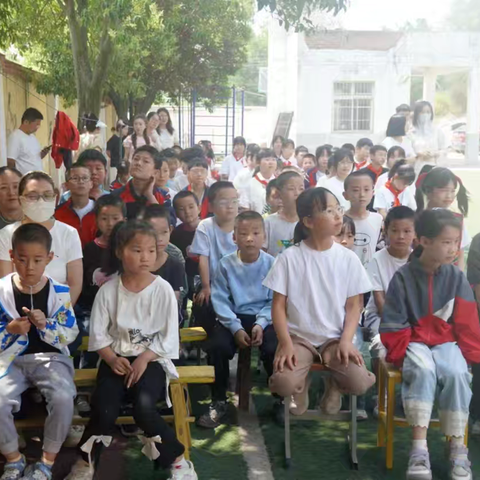 携手庆“六一”/临潼区妇联举办“爱心妈妈”关爱慰问活动