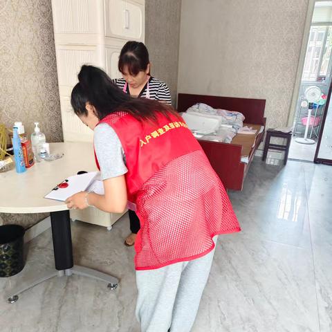 入户走访低保户，真情关怀暖人心